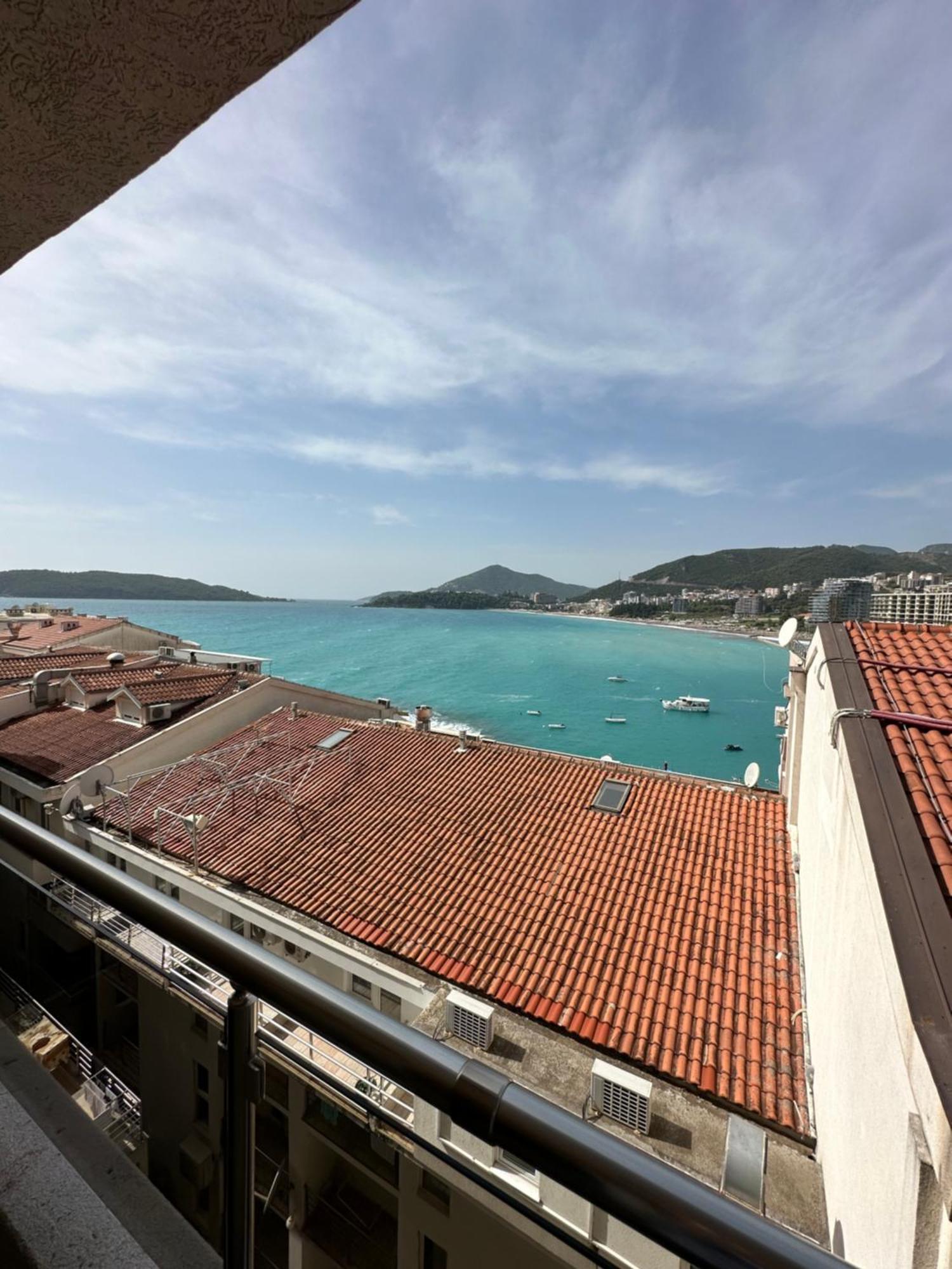 Aura Apartments Budva Exterior photo