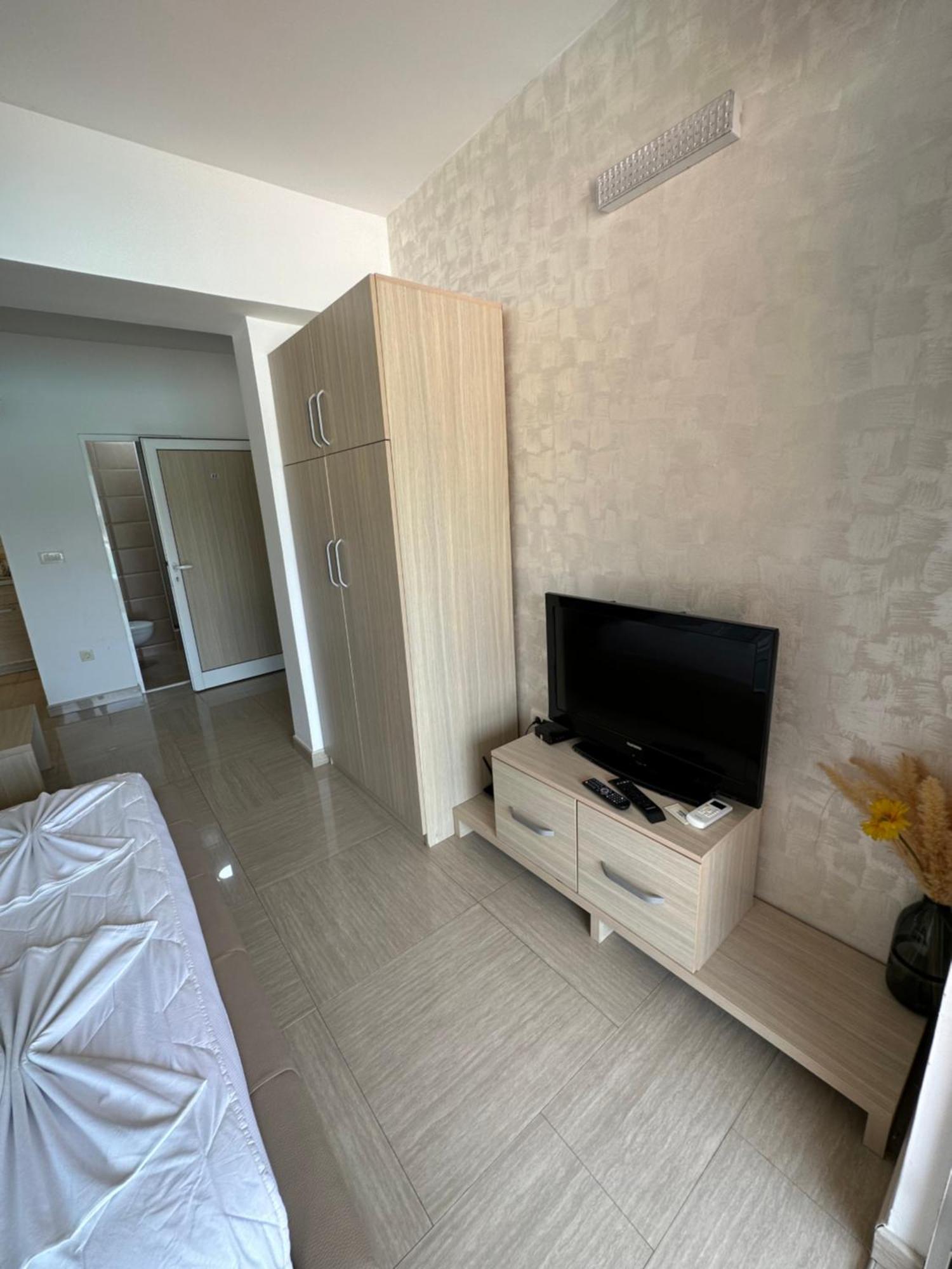 Aura Apartments Budva Exterior photo