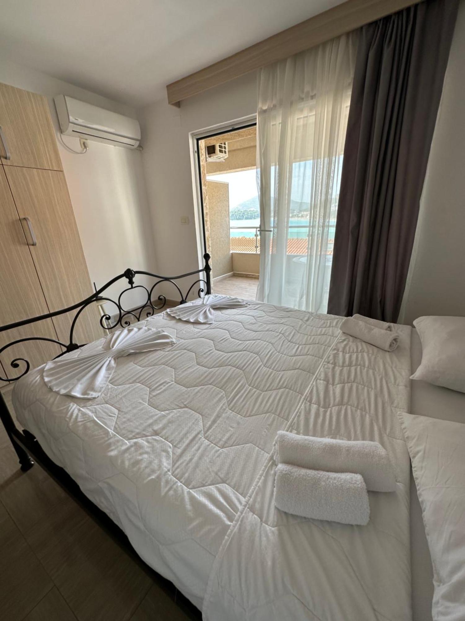 Aura Apartments Budva Exterior photo