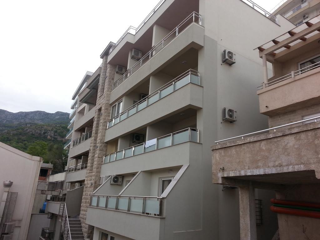 Aura Apartments Budva Exterior photo