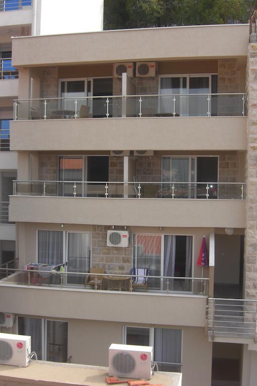 Aura Apartments Budva Exterior photo