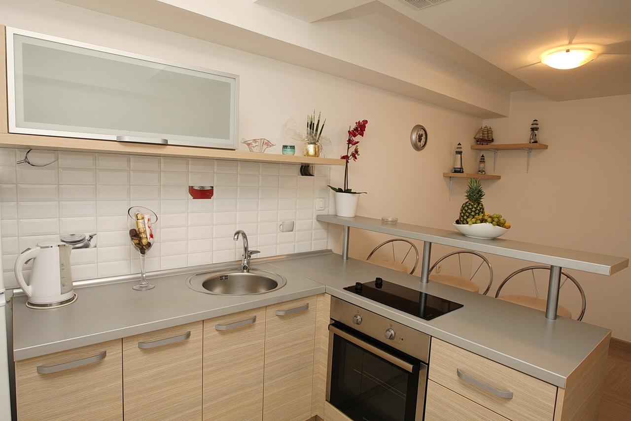 Aura Apartments Budva Exterior photo