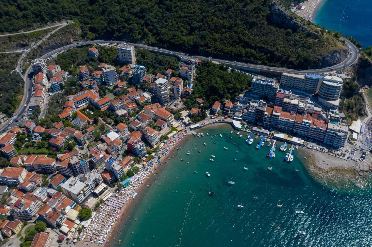 Aura Apartments Budva Exterior photo